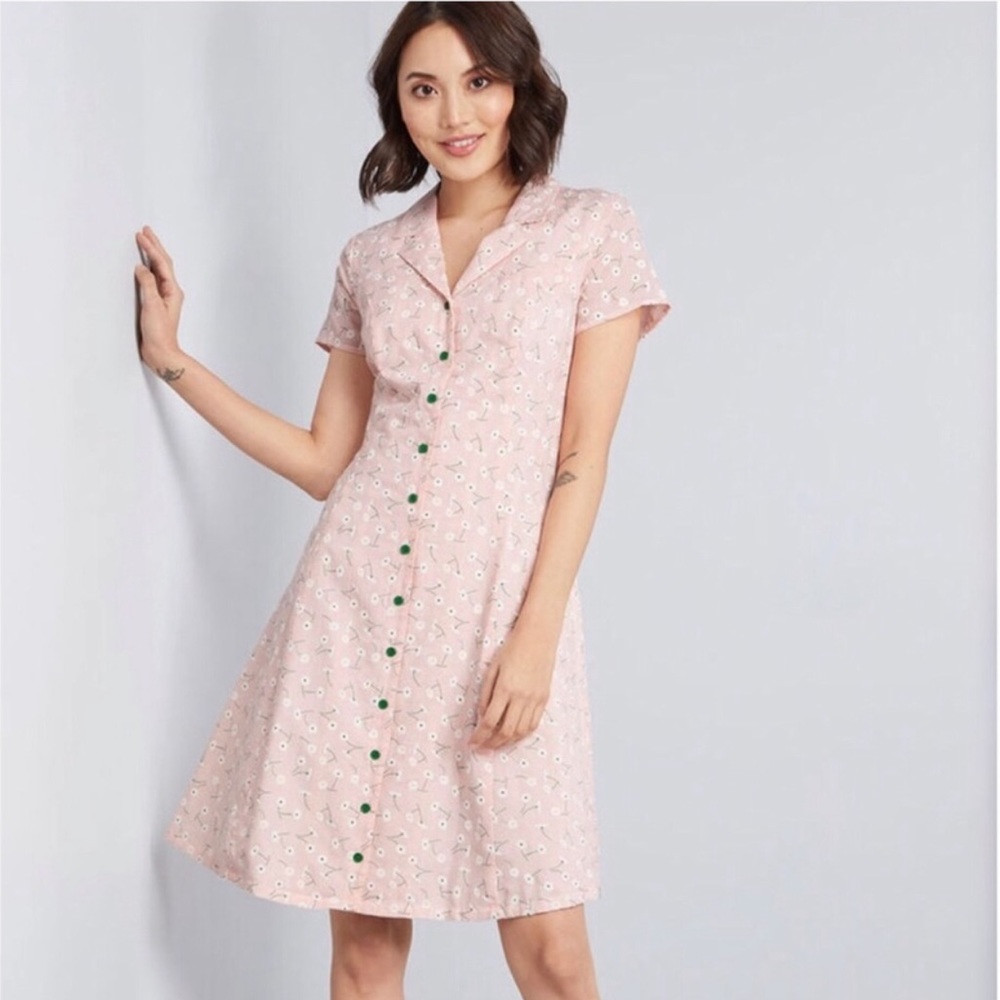 Modcloth Daytime Dynamo Gingham Floral Shirtdress